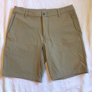 LULULEMON TAN COMMISSION SHORT 9 INCH INSEAM